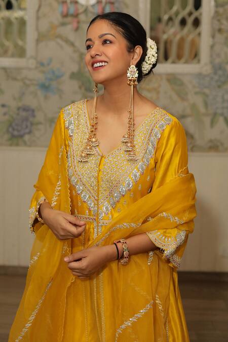 Shop_Vinita Bhansali_Yellow , Organza Embroidery V-neck Noorani Anarkali Set 