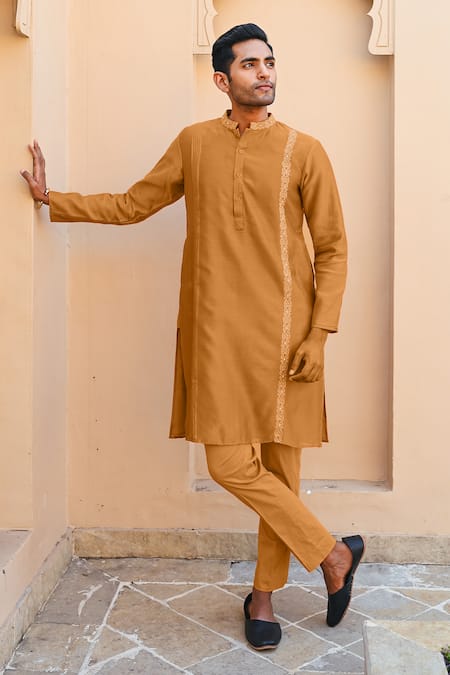 Sanvir Singh Zari Thread Placement Kurta Set 
