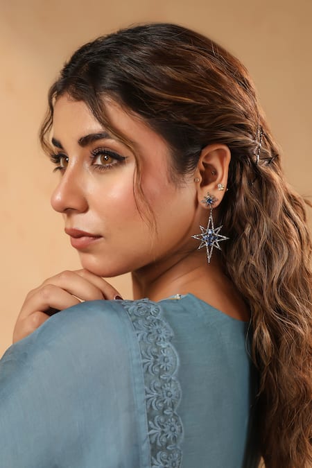 Anshu Wadhwa_Blue Chanderi, Organza Embroidery, Pearls, Lace V-neck Placement Kurta Set _at_Aza_Fashions