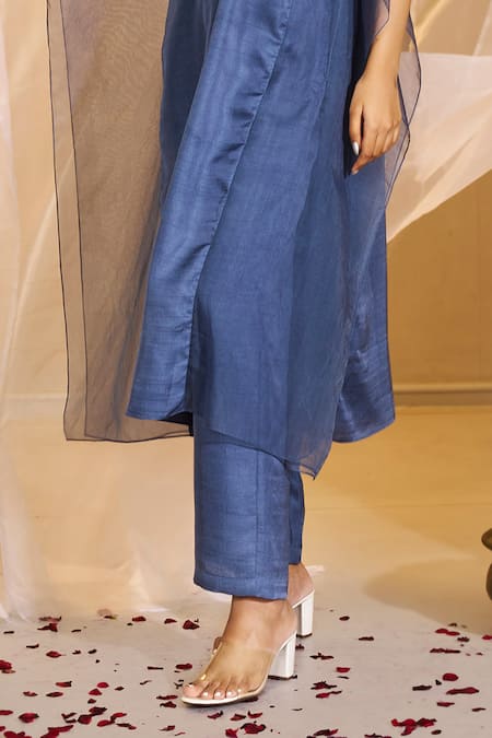 Rimple Agrawal_Blue Satin, Organza Embroidery, Beads V-neck Mahabhaga Kaftan Set _Online_at_Aza_Fashions