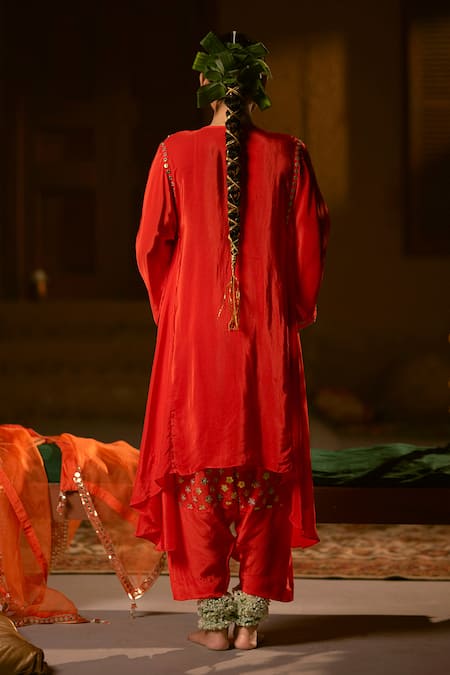 Prahnaaya Ramani Asymmetric Kurta With Salwar 