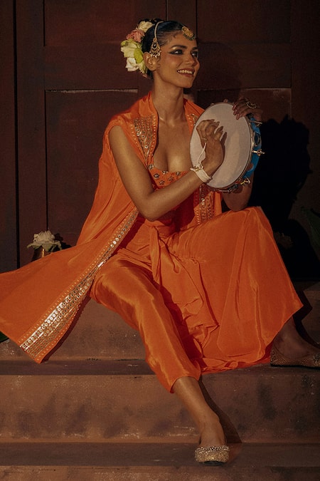 Buy_Prahnaaya_Orange Vegan Silk, Crepe Applique, Pearls Mangala Embroidered Cape Skirt Set 