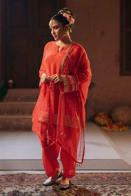 Shop_Prahnaaya_Red Crepe, Vegan , , Organza Applique, Ramani Embroidered Kurta Set _Online_at_Aza_Fashions