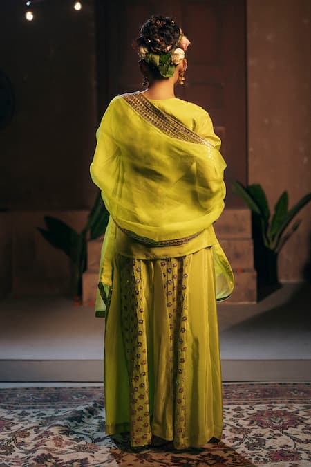Prahnaaya Veere Embroidered Kurta Sharara Set 