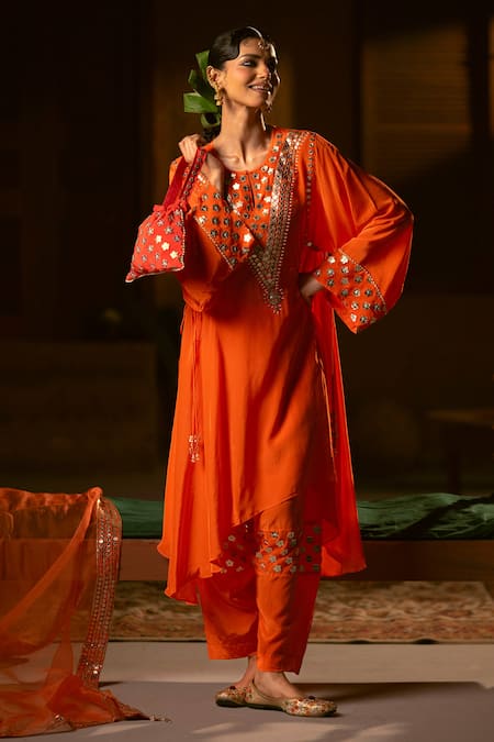 Prahnaaya Ramani Red Phool Potli 