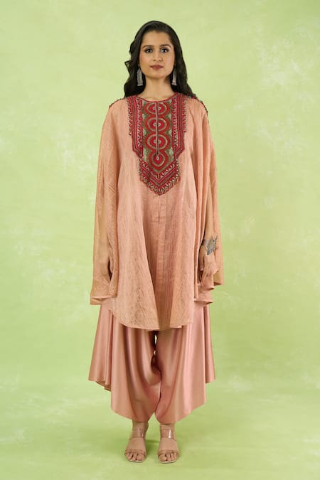 Prisho Pink Embroidery Round Neck Kaftan Pant Set Online at Aza Fashions Prisho_Pink Embroidery Round Neck Kaftan Pant Set _Online_at_Aza_Fashions