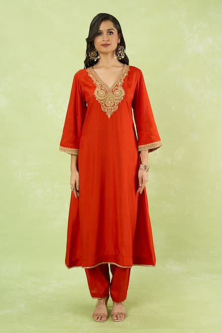 Buy_Sheetal Batra_Orange Embroidery, Zari V-neck Kaftan With Salwar _Online_at_Aza_Fashions