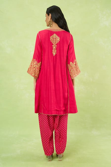 Sheetal Batra Embroidered Kurta With Salwar 