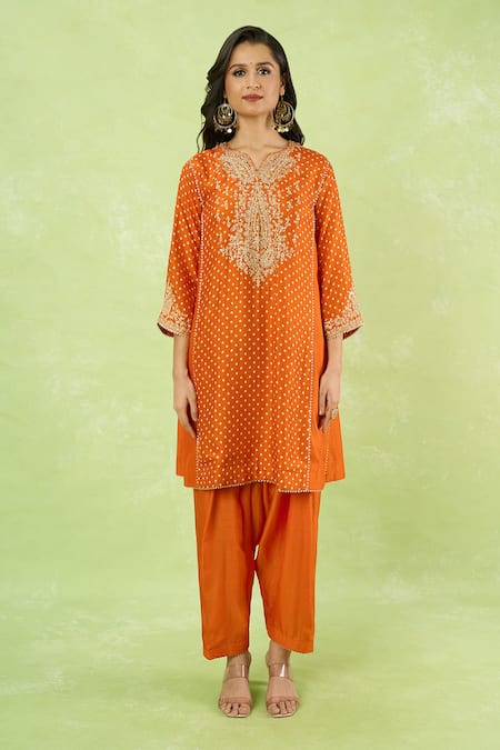 Sheetal Batra_Orange Embroidery, Zari Split V-neck Gathered Kurta With Salwar _Online_at_Aza_Fashions