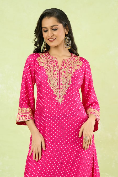 Sheetal Batra Pink Embroidery Split V-neck Gathered Kurta With Salwar at Aza Fashions Sheetal Batra_Pink Embroidery Split V-neck Gathered Kurta With Salwar _at_Aza_Fashions