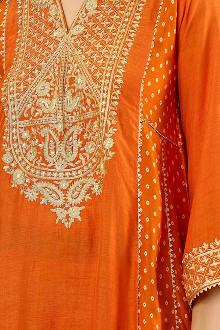 Sheetal Batra_Orange Embroidery V-neck Long Kurta With Salwar _at_Aza_Fashions
