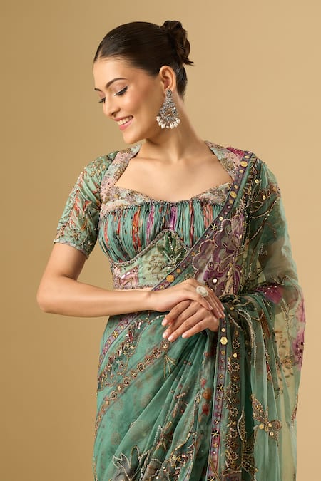 Mahima Mahajan_Green Embroidery, Sequins, Zari Sweetheart Floral Pre-draped Saree With Blouse _Online_at_Aza_Fashions
