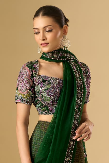 Buy_Mahima Mahajan_Green Sequins, Beads, Embroidery Sweetheart Neck Saree With Blouse _Online_at_Aza_Fashions