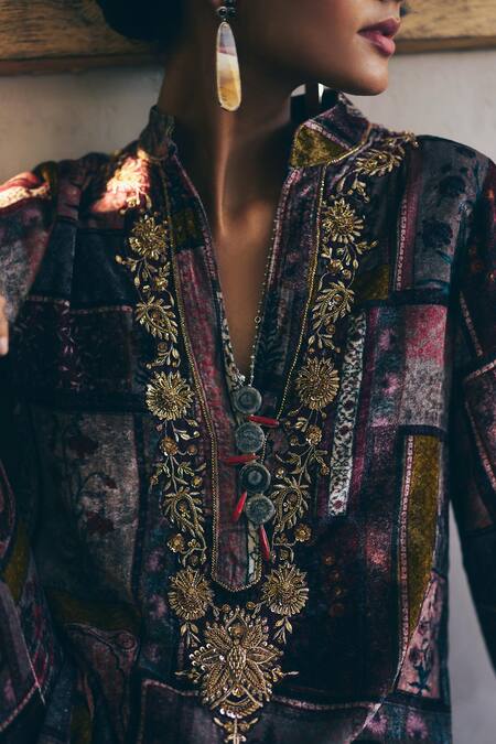 Buy_Bunka_Multi Color Velvet Embroidery, Metallic Thread Split Ananya Kurta And Pant Set _Online_at_Aza_Fashions