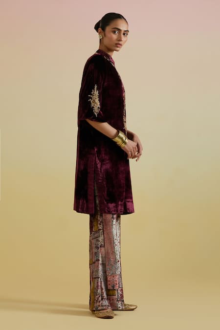 Bunka_Wine Velvet Embroidery Mandarin Collar, Split V-neck Ananya Kurta And Pant Set _Online_at_Aza_Fashions