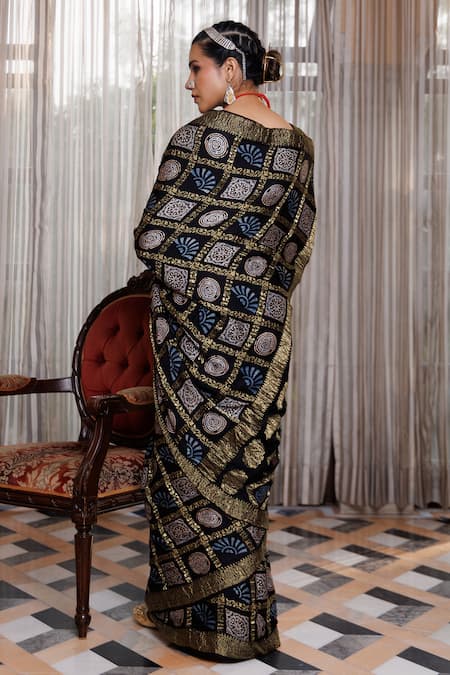 Geroo Jaipur Ajrakh Pattern Saree With Unstitched Blouse Piece 