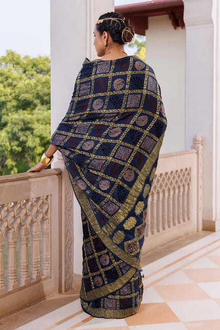 Geroo Jaipur Ajrakh Pattern Saree With Unstitched Blouse Piece 