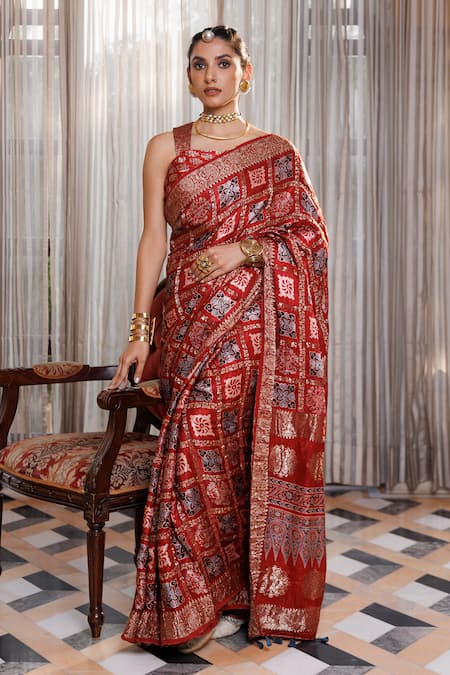 Geroo Jaipur Ajrakh Pattern Saree With Unstitched Blouse Piece 