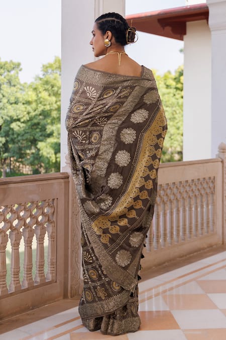 Geroo Jaipur Ajrakh Print Saree With Unstitched Blouse Piece 