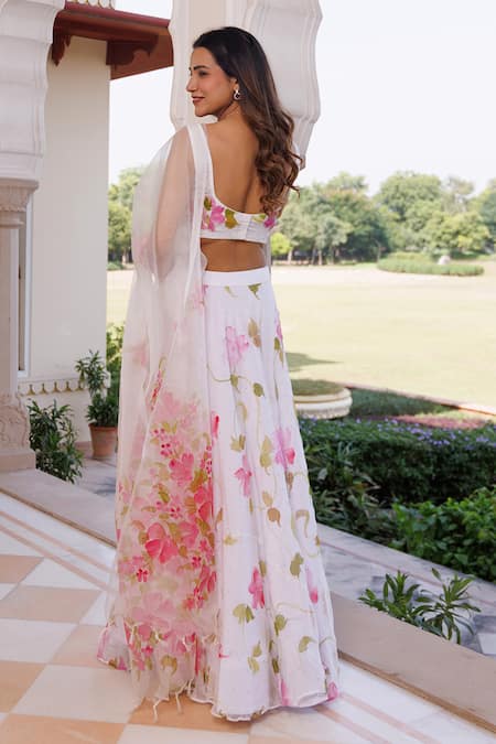 Geroo Jaipur Floral Hand Painted Lehenga Set 
