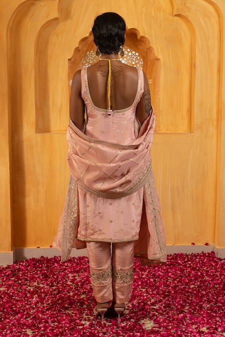 Monk & Mei By Sonia Anand Kaaya Embellished Straight Kurta Set 