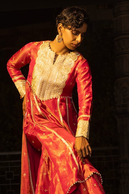 Monk & Mei By Sonia Anand_Pink Silk, Tissue Embroidery Round Neck Tulsi Embellished Kurta Sharara Set _Online_at_Aza_Fashions
