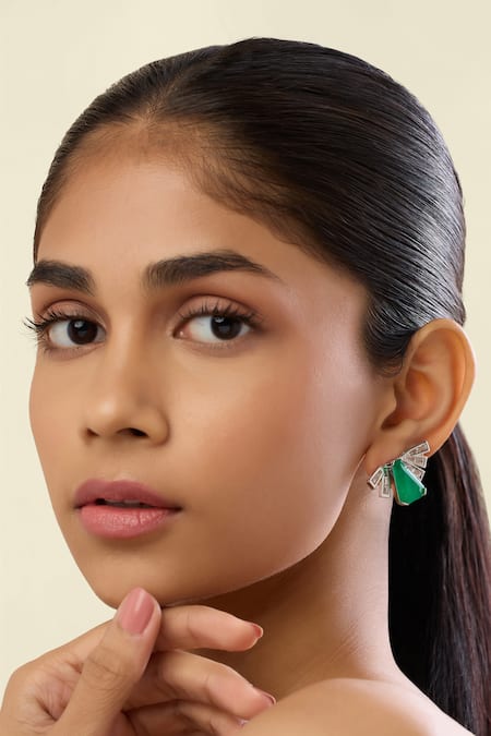 Isharya Gatsby Emerald Studs