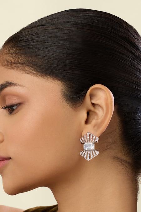 Isharya Jazzline Deco Studs