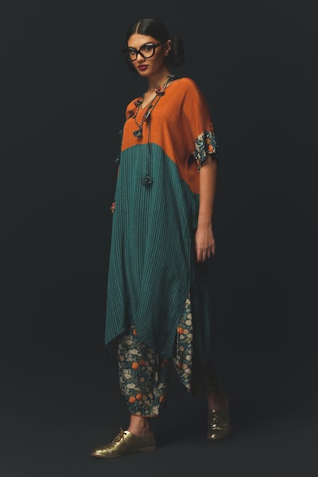 Buy_Basil Leaf_Orange Crepe V-neck Color Block Striped Kurta And Dhoti Pant Set _Online_at_Aza_Fashions