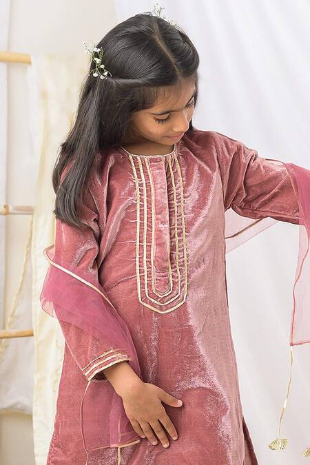 Fairies Forever_Pink Velvet Embroidery, Zari, Sequins Kurta Pant Set _Online_at_Aza_Fashions
