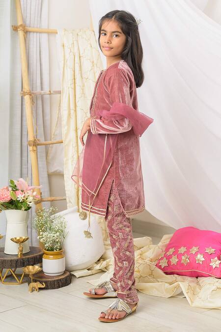 Buy_Fairies Forever_Pink Velvet Embroidery, Zari, Sequins Kurta Pant Set _Online_at_Aza_Fashions