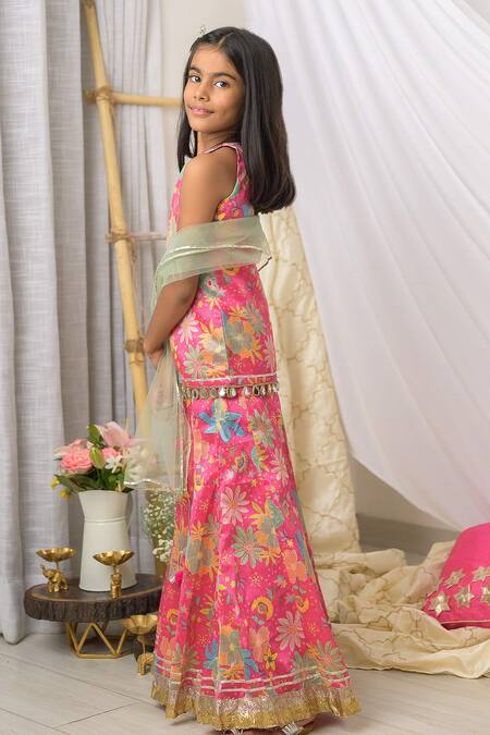 Buy_Fairies Forever_Pink Silk, Organza Mirrors, Gota Patti, Pom-poms Abstract Print Kurta Set _Online_at_Aza_Fashions