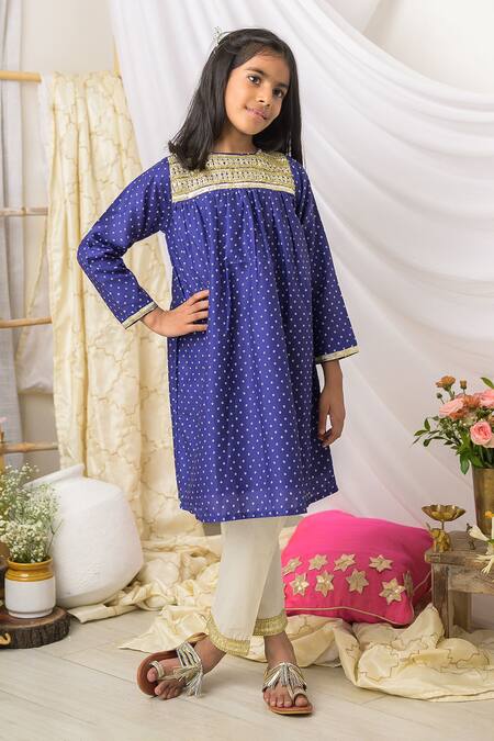 Fairies Forever Bandhej Print Kurta & Pant Set 
