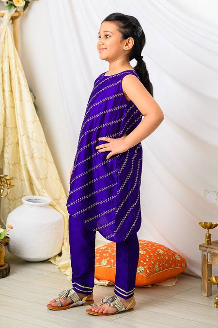 Shop_Fairies Forever_Purple Embroidery Kurta And Pyjama Set _Online_at_Aza_Fashions
