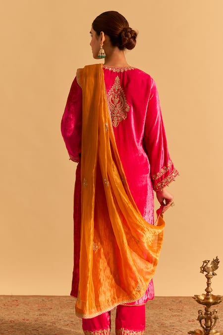 Sheetal Batra Fareeha Embroidered Kurta With Salwar 