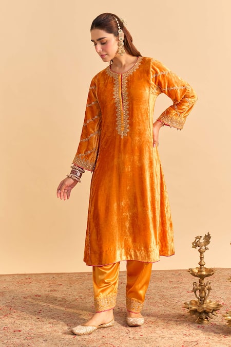 Sheetal Batra Azmiya Choga Kurta Salwar Set 