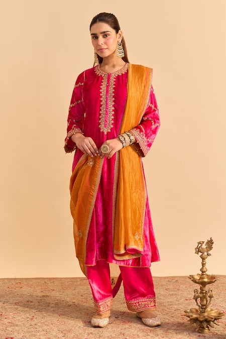 Shop_Sheetal Batra_Pink Velvet, Silk Pearls, Sequins, Gota Patti, Azmiya Choga Kurta With Salwar _Online_at_Aza_Fashions