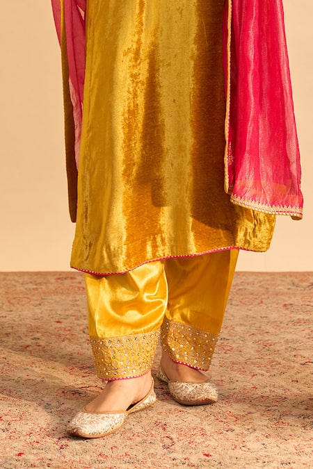 Shop_Sheetal Batra_Yellow Velvet, Silk Embroidery, Pearls, Sequins, Gota Aynaz Kurta With Salwar _Online_at_Aza_Fashions