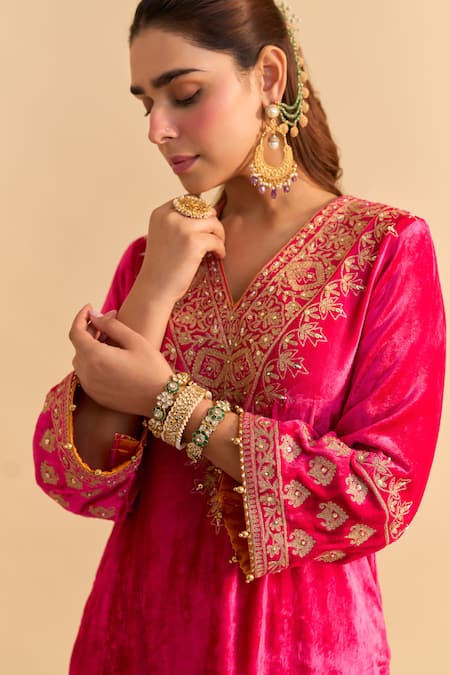 Sheetal Batra_Pink Velvet, Silk Pearls, Sequins, Gota Patti, Aynaz Kurta And Salwar Set _at_Aza_Fashions