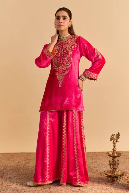 Shop_Sheetal Batra_Pink Velvet, Silk, Organza Embroidery, Metallic Thread, Aroob Kurta Sharara Set _Online_at_Aza_Fashions