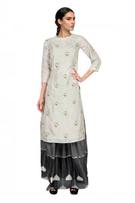 Soup By Sougat Paul Off-white kurta & black skirt 