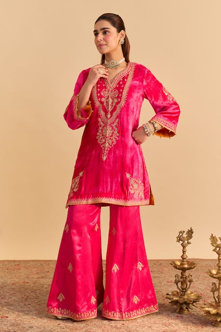 Buy_Sheetal Batra_Pink Velvet, Silk, Tissue Pearls, Sequins, Gota Patti, Nooren Kurta Palazzo Set 