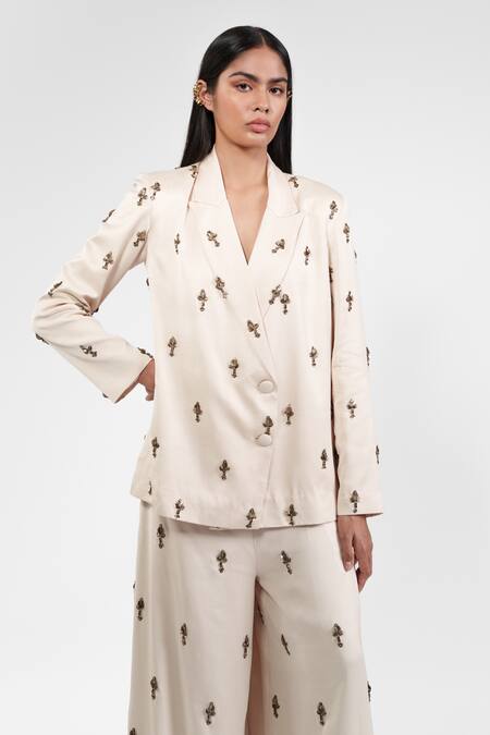 Buy_AK-OK_Ivory Viscose Embroidery Blazer And Trouser Set 