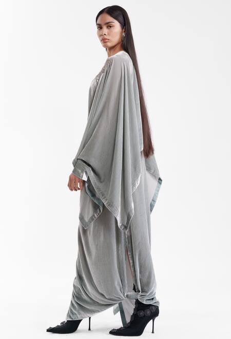 AK-OK_Grey Velvet Round Neck Dupatta Cape With Structured Lungi Skirt _Online_at_Aza_Fashions