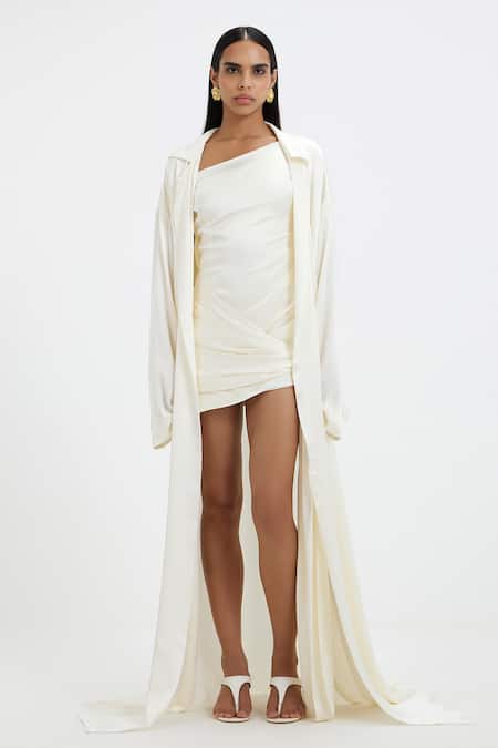 Shop Deme By Gabriella Off White Satin Collared Millie Oversized Long-sleeved Jacket Online at Aza Fashions Shop_Deme By Gabriella_Off White Satin Collared Millie Oversized Long-sleeved Jacket _Online_at_Aza_Fashions