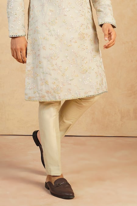 Millionaire_Green Chanderi Silk Embroidery, Mirrors, Metallic Thread And Work Kurta Set _Online_at_Aza_Fashions