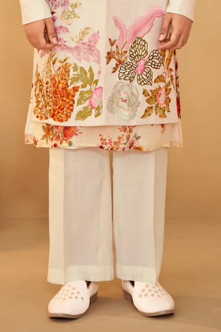 Millionaire Off White Silk Embroidery Thread Work Sherwani Set Online at Aza Fashions Millionaire_Off White Silk Embroidery Thread Work Sherwani Set _Online_at_Aza_Fashions