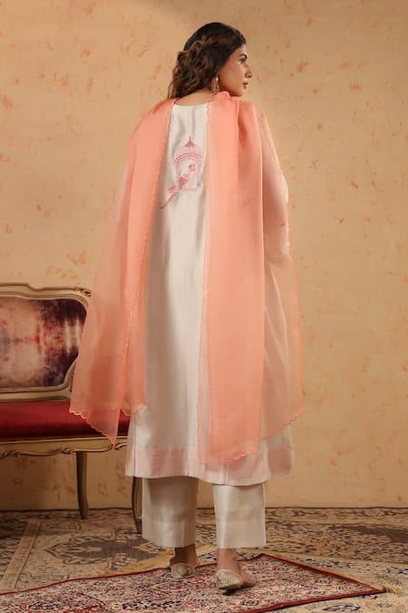 Anshu Wadhwa Chanderi Resham Work Kurta Set 
