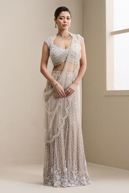 Chaashni By Maansi And Ketan Net Embellished Pre-Draped Lehenga Saree With Blouse 