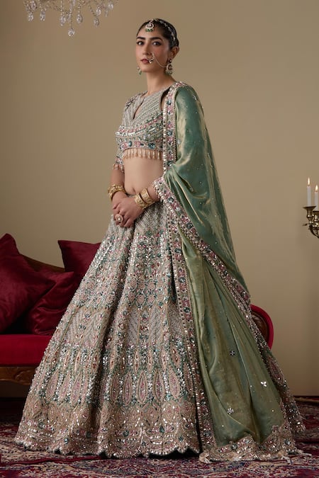Buy_Chaashni By Maansi And Ketan_Green Organza, Net Embroidery, Sequins, Thread Embellished Bridal Lehenga Set _Online_at_Aza_Fashions